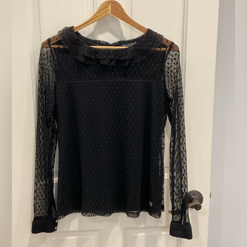 Cuple Women’s Swiss Dot Ruffle Top Size Small - Picture 2 of 3
